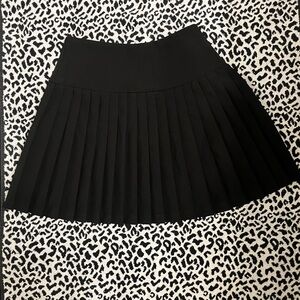 love…ady pleated skirt